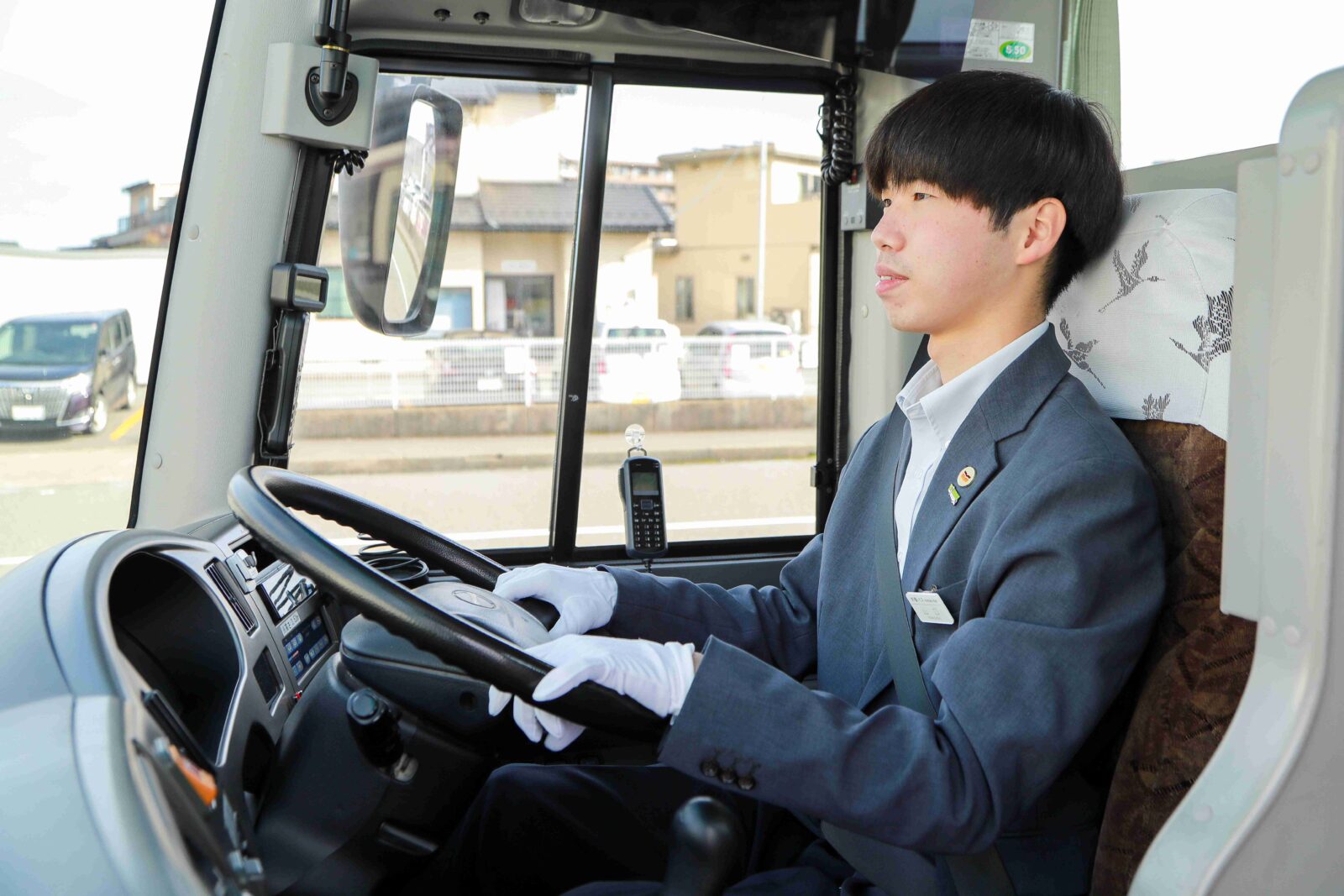 【正社員】バス運転士（支度金『最大30万円』支給）